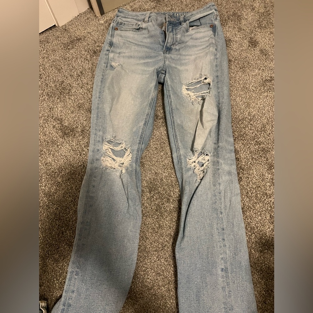 American eagle mom jeans